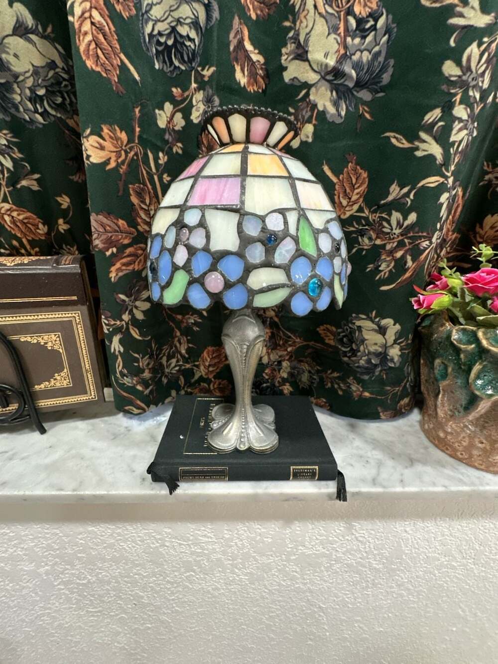 Partylite Hydrangea Stained Glass Tiffany Style Tea Light Candle Holder Lamp